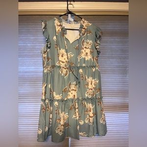 Beautiful, comfortable dress.